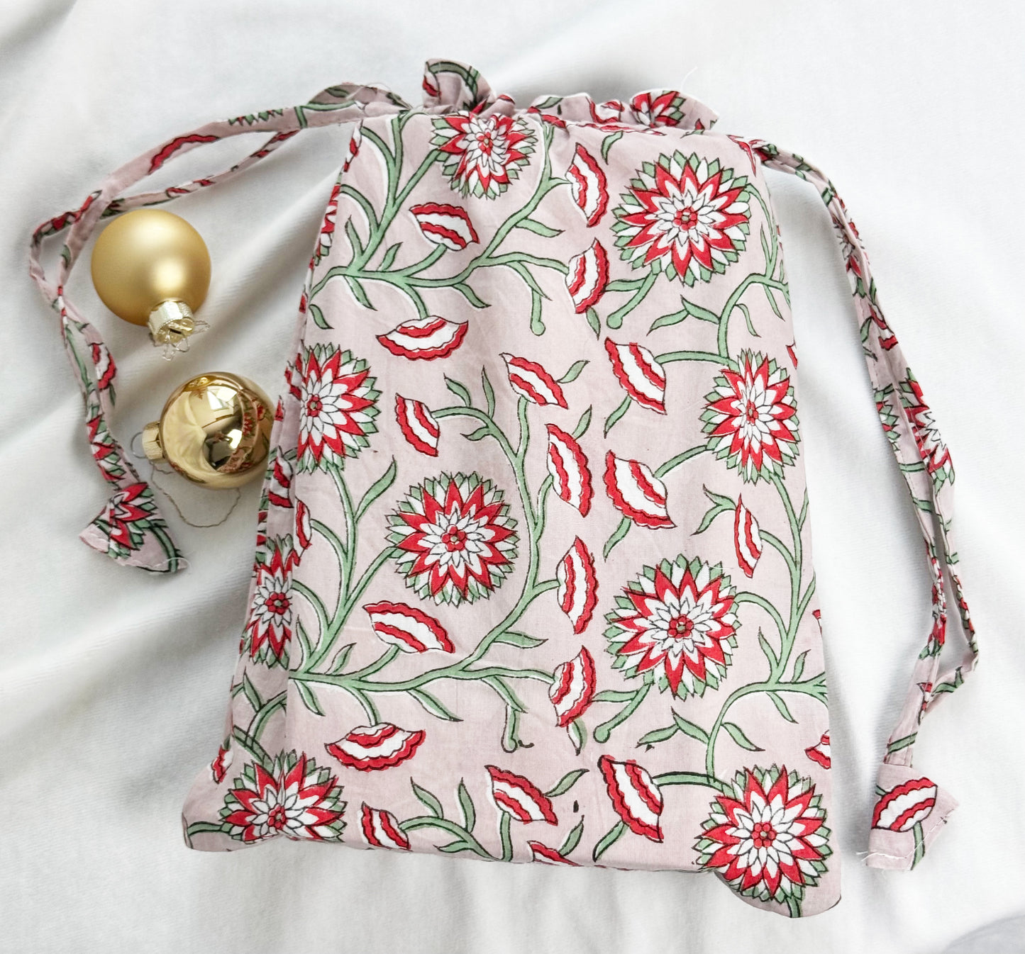 Gift Bag Set of 3 - Ruby and Green Dandelion Block Print