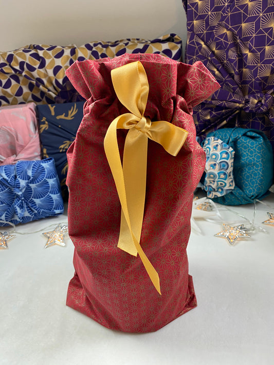 Gift Bag - Ruby & Bronze Geometric Stars