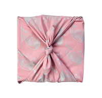 FabRap™ is the premium reusable fabric gift wrap inspired by Japanese furoshiki. Crafted from GOTS-certified organic cotton, our fabric gift wraps replace disposable wrapping paper with a beautiful, reusable and sustainable alternative that transforms gifts into lasting keepsakes and meaningful moments of connection.