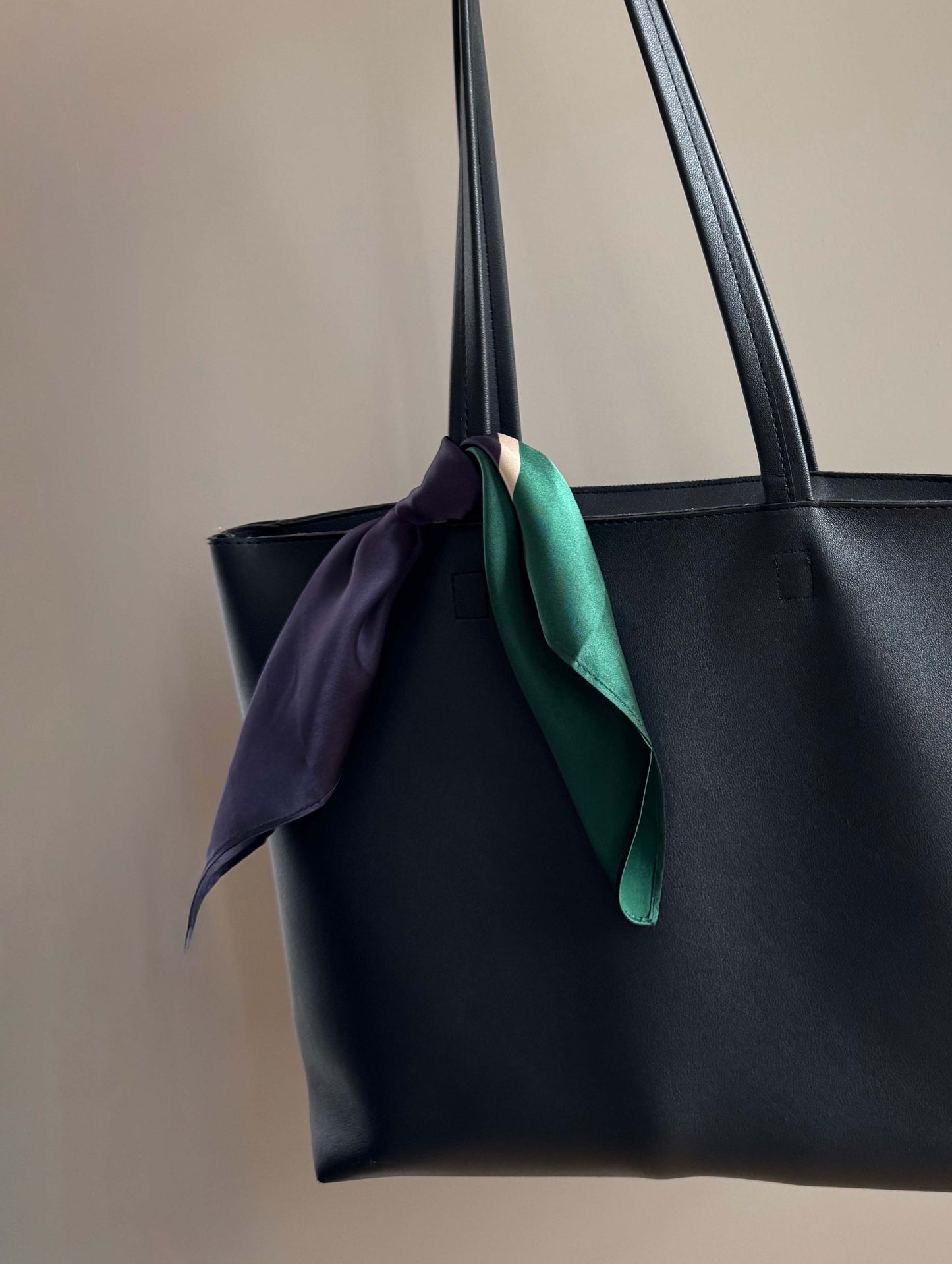 Furoshiki – Smaragdgrün – Seiden-Geschenkverpackung von FabRap