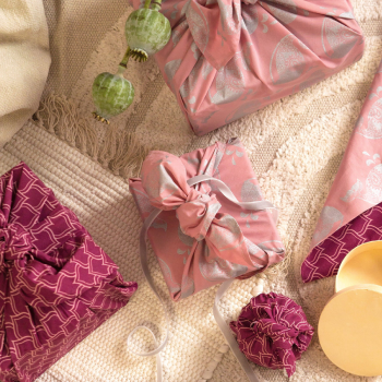 Furoshiki Gift Wrap - 3 Pack (Sizes S, M & L) Double Sided Bundle - Blush & Burgundy Arches Maroon